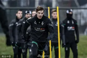 开云体育app下载-门兴格拉德巴赫迎法国杯关键赛；冲刺阶段刷新队史纪录；管理层满意；纪律约束更严格(拜仁慕尼黑vs门兴格拉德巴赫视频直播)